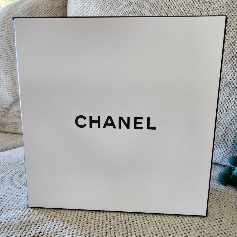 Authentic Chanel Classic Black and White EMPTY Box